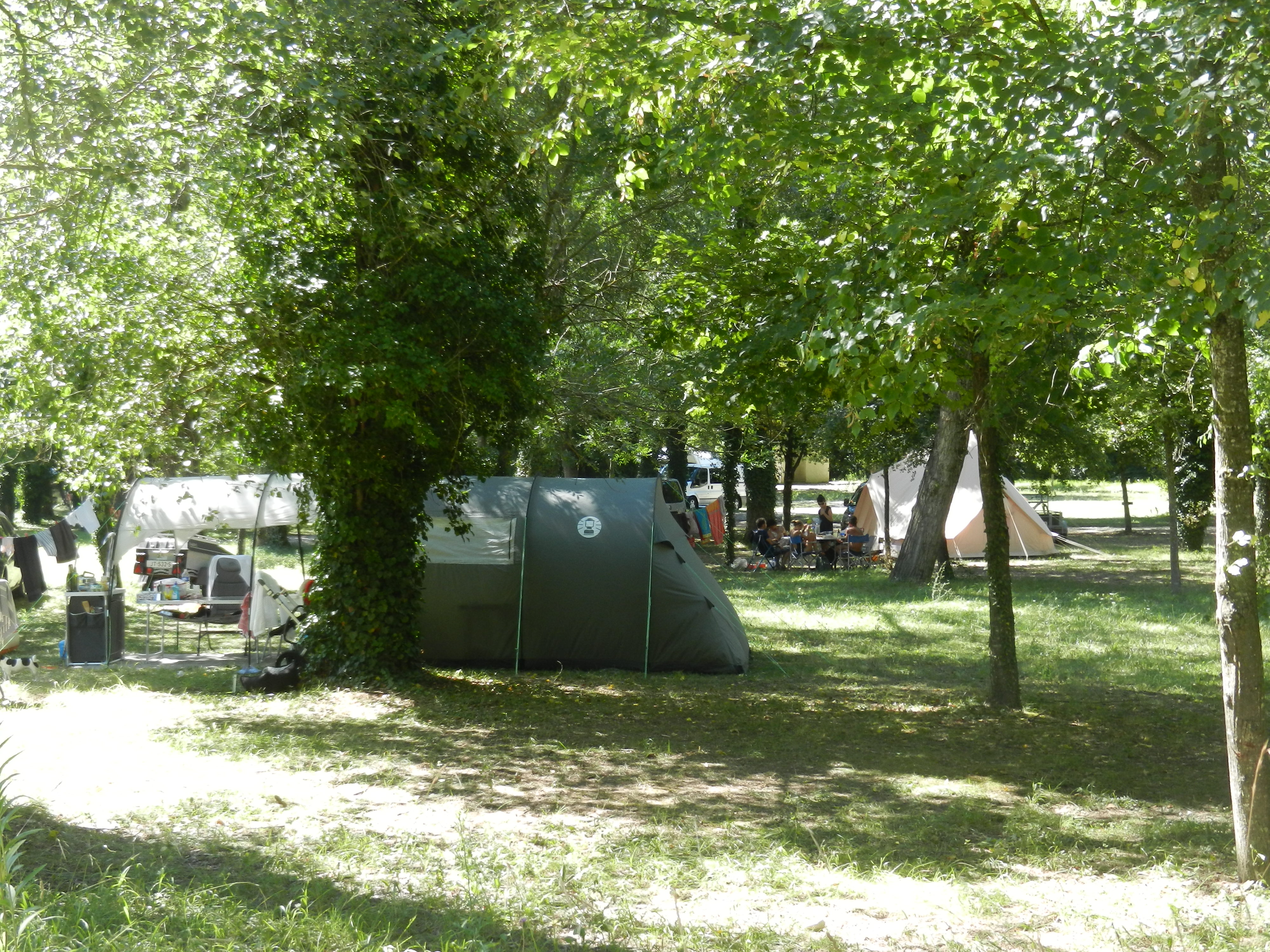 Aire Naturelle de la cave Monge Granon — photo 2