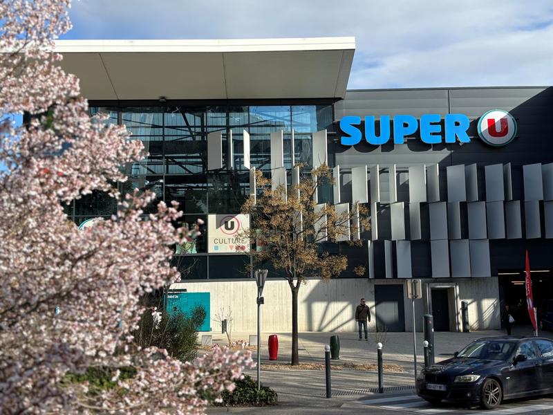 Espace produits locaux - Super U_Annonay