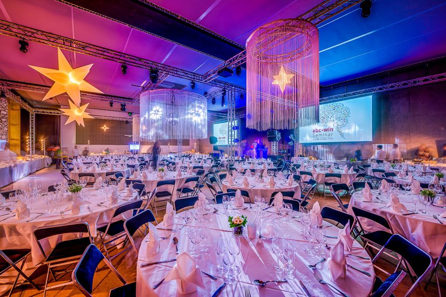 - Salle polyvalente - Centre de Congrès