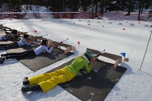 L'ESF du col de rousset propose l 'activité biathlon toute l année.