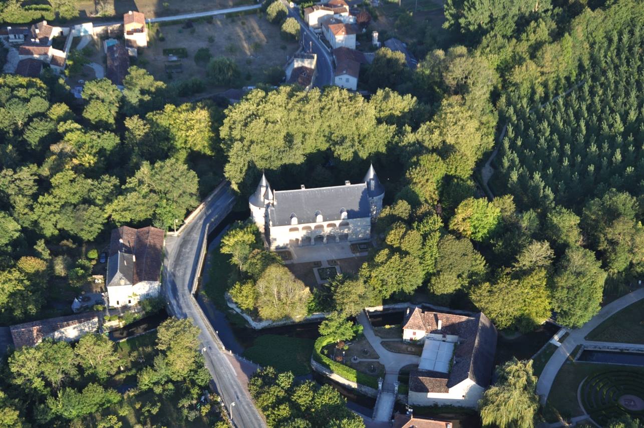 Château de Dampierre-sur-Boutonne