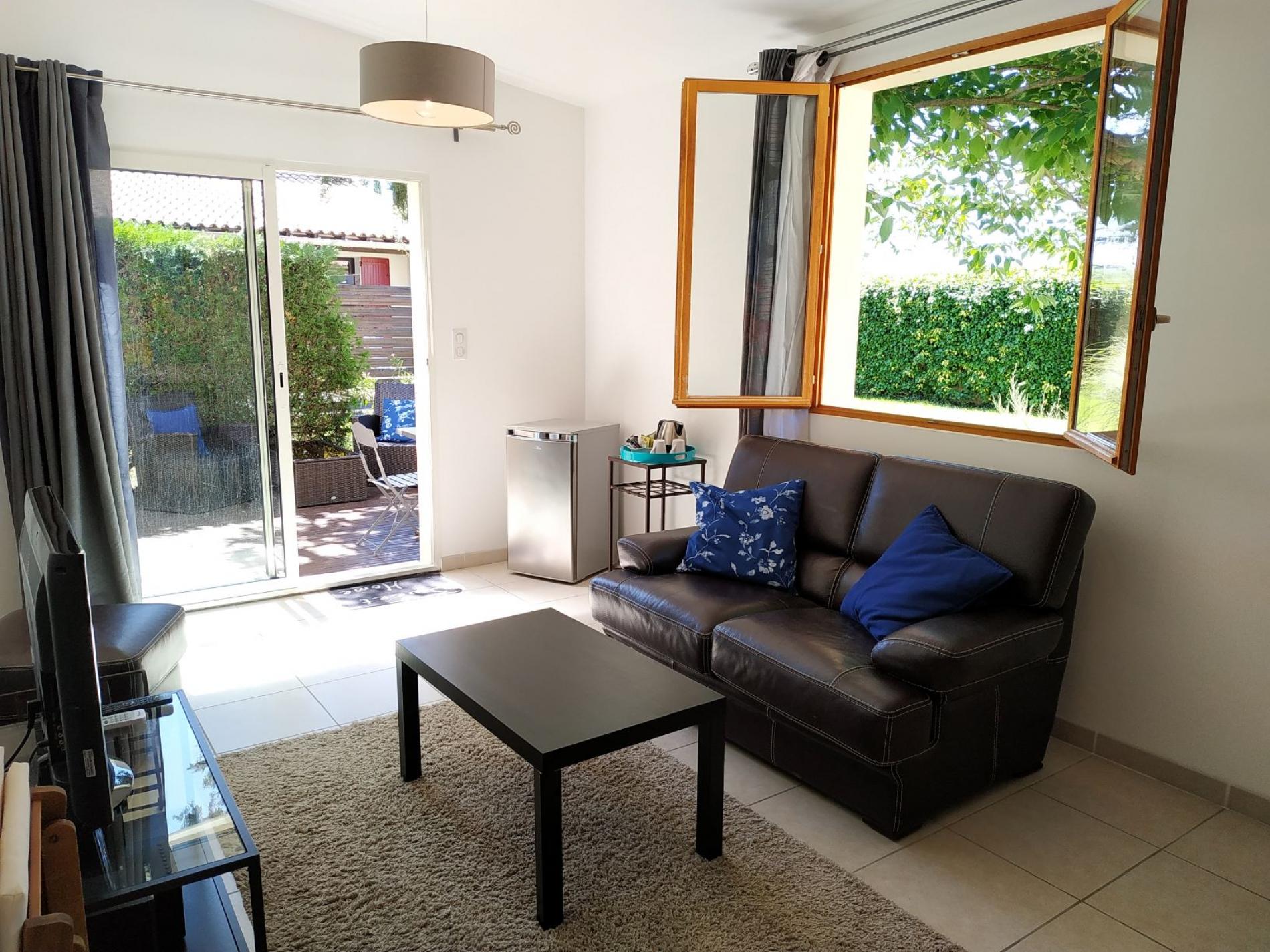 Le Mas des Amandiers, Graveson - photo 15