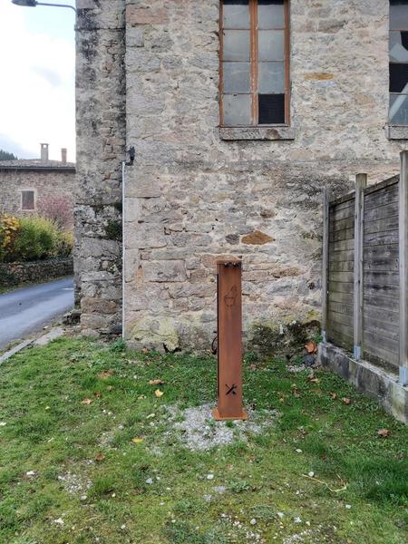 Borne de réparation vélo_Saint-Basile Borne de réparation vélo_Saint-Basile