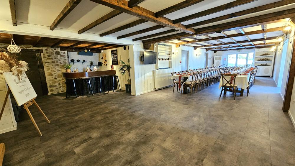 Salle de réception de l'Etang de la Tourne_Porte-de-Savoie