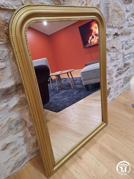Le gîte du Tilleul de Bressolles - Le Bez - Gîtes de France Sud - salon annexe