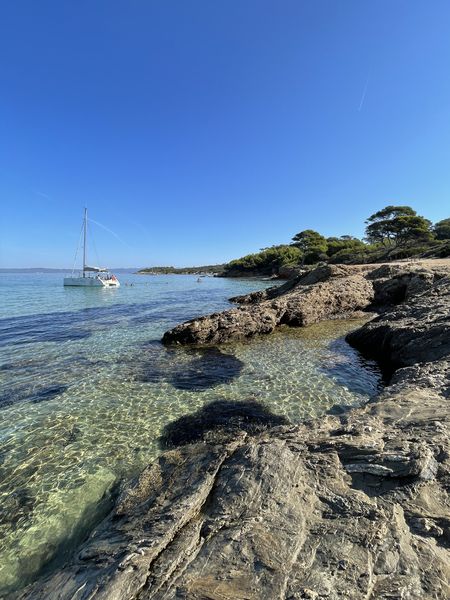 Porquerolles catamaran Passion Med