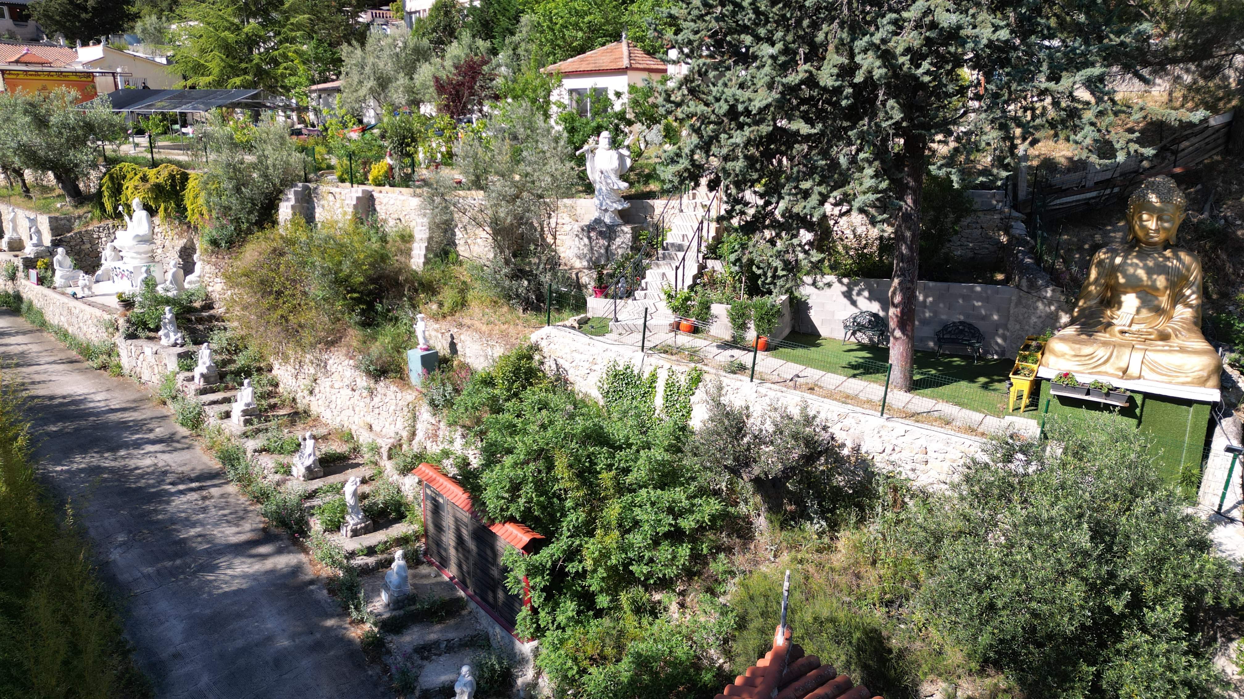 ABVF Pagode Truc Lâm, Marseille 11e Arrondissement - photo 4