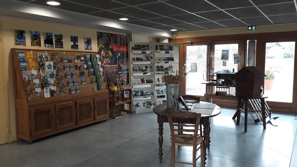 Maison de Pays en Bresse - boutique & point relais d'informations touristiques_Saint-Étienne-du-Bois