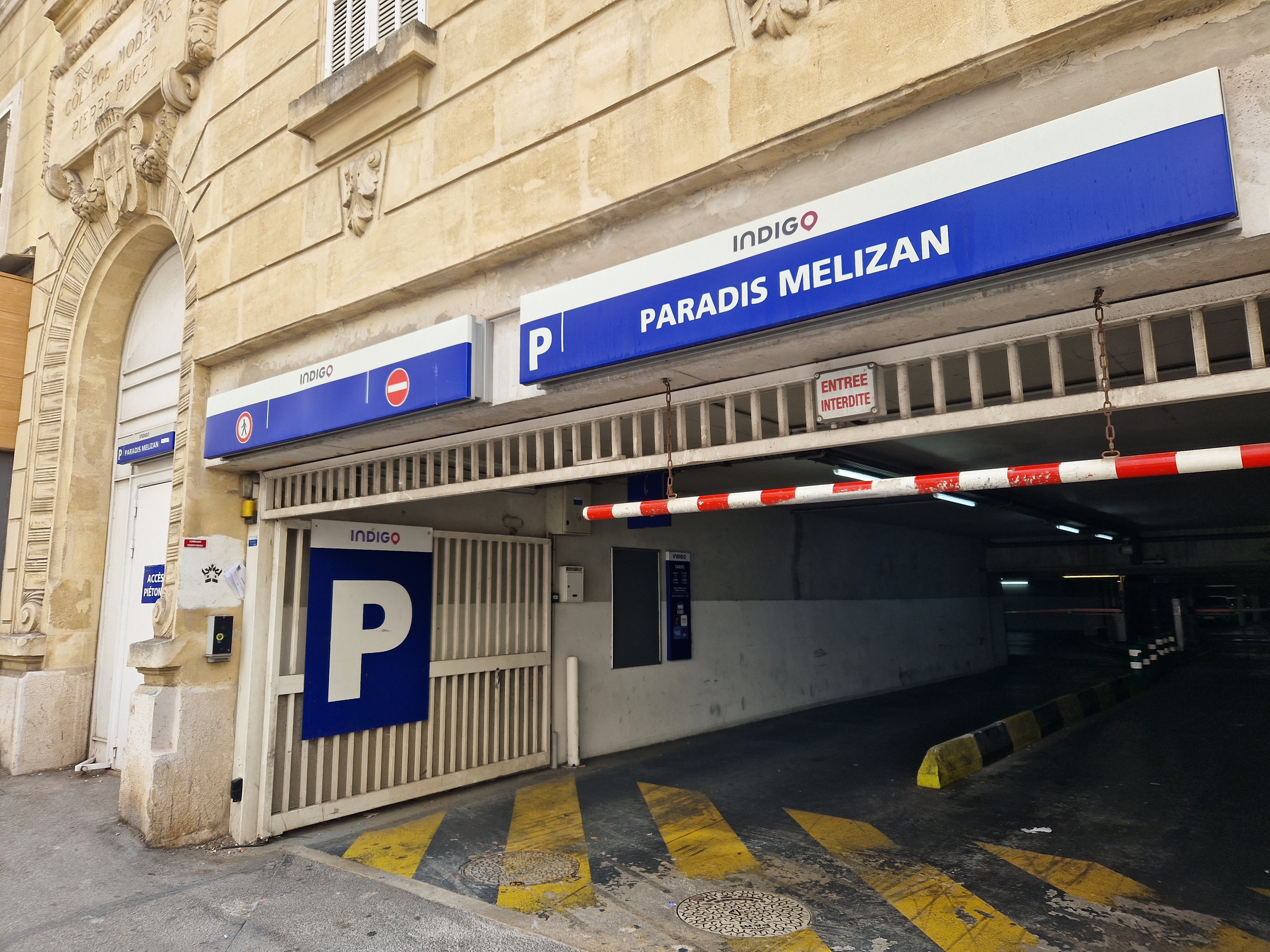 Entrée parking Melizan Marseille