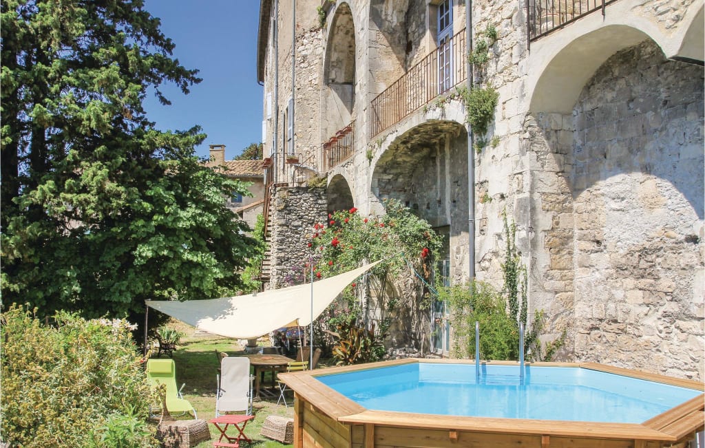 Chambres d'hôtes Les Jardins de la Cathédrale avec piscine