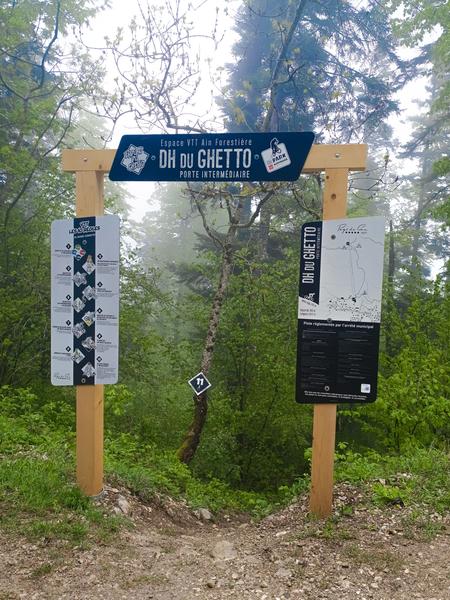 Piste VTT descente - noire - DH du Ghetto - Espace Ain Forestière_Crozet