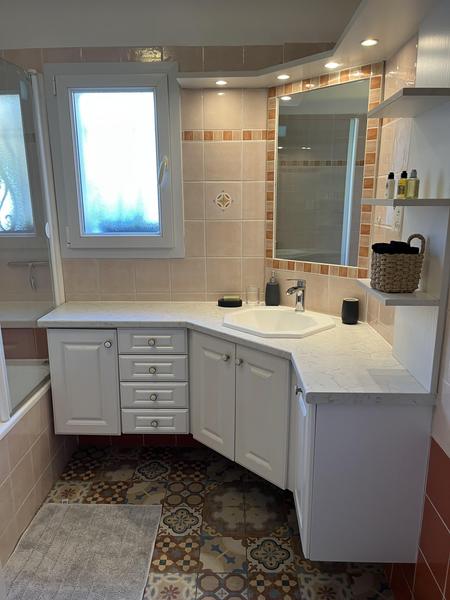Salle de bain de la chambre double