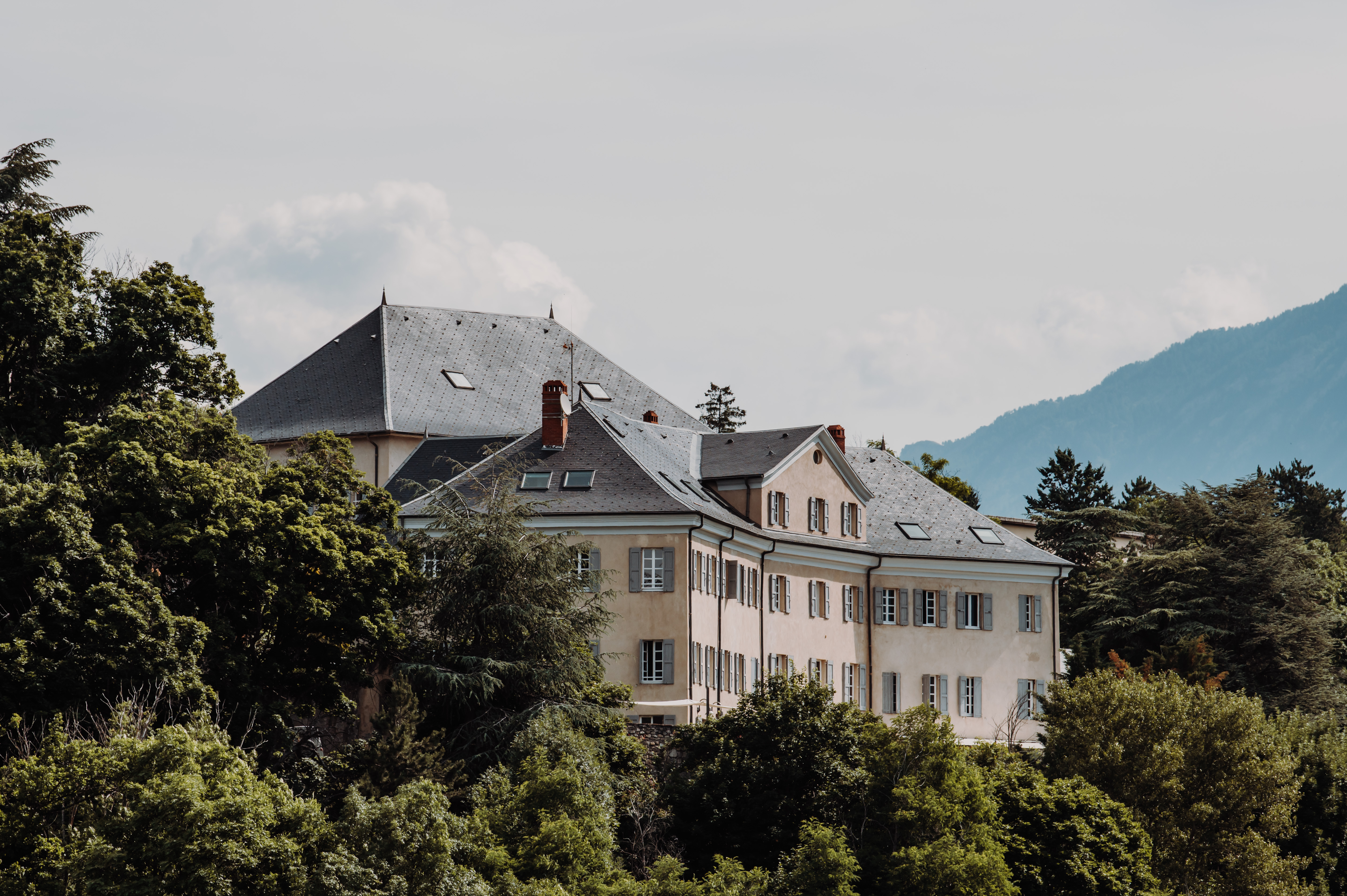 Hôtel Restaurant & Spa la Robéyère EMBRUN