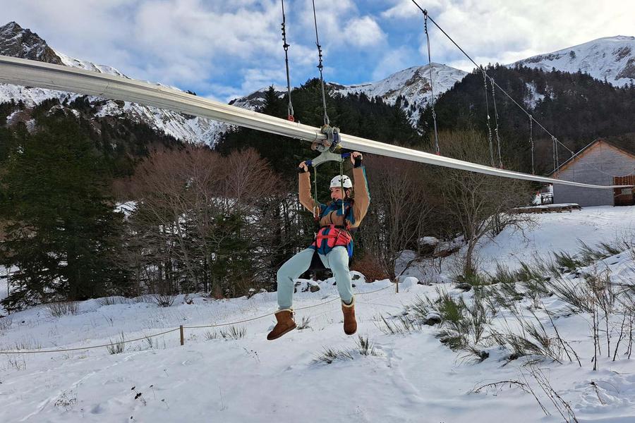 La Tyrolienne à virages du Mont-Dore