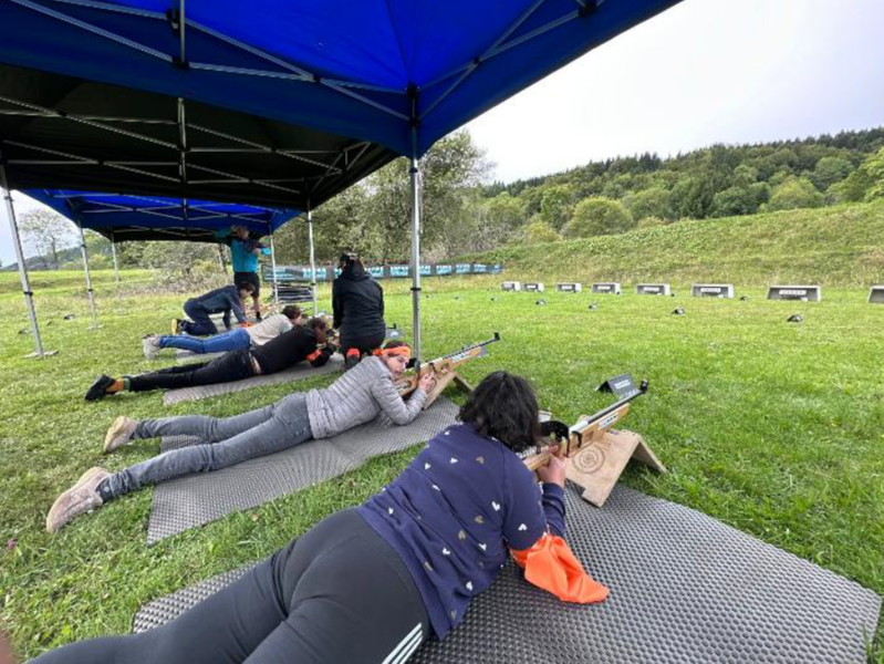 Tir couché avec carabine laser