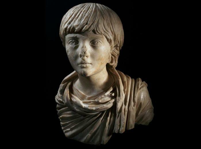 Être un enfant romain