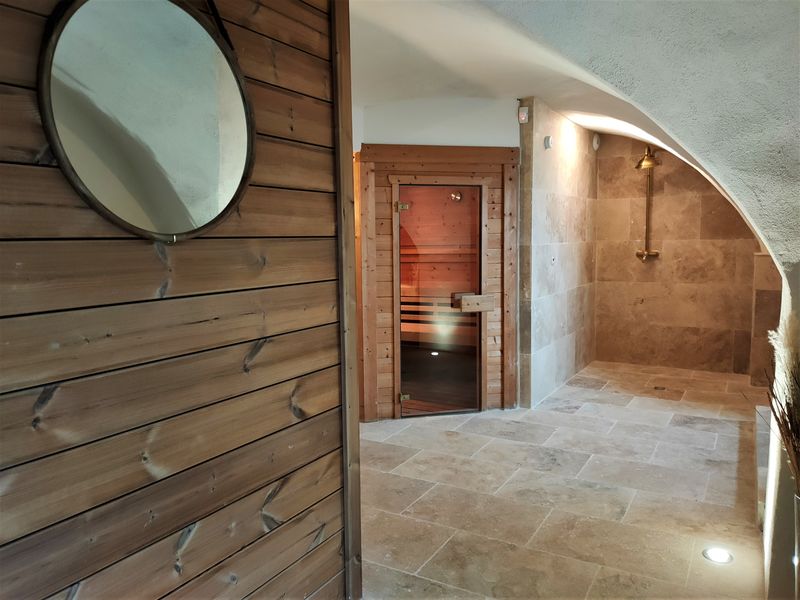hotel-nesk-ventoux-spa-sauna