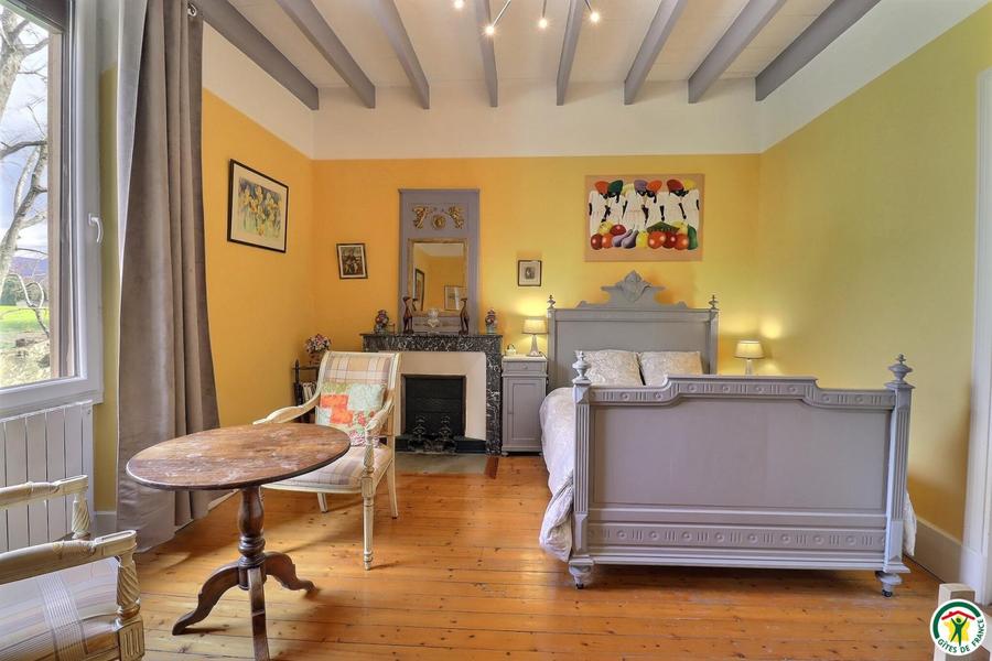 Chambre familiale PROVENCE Chambre familiale PROVENCE