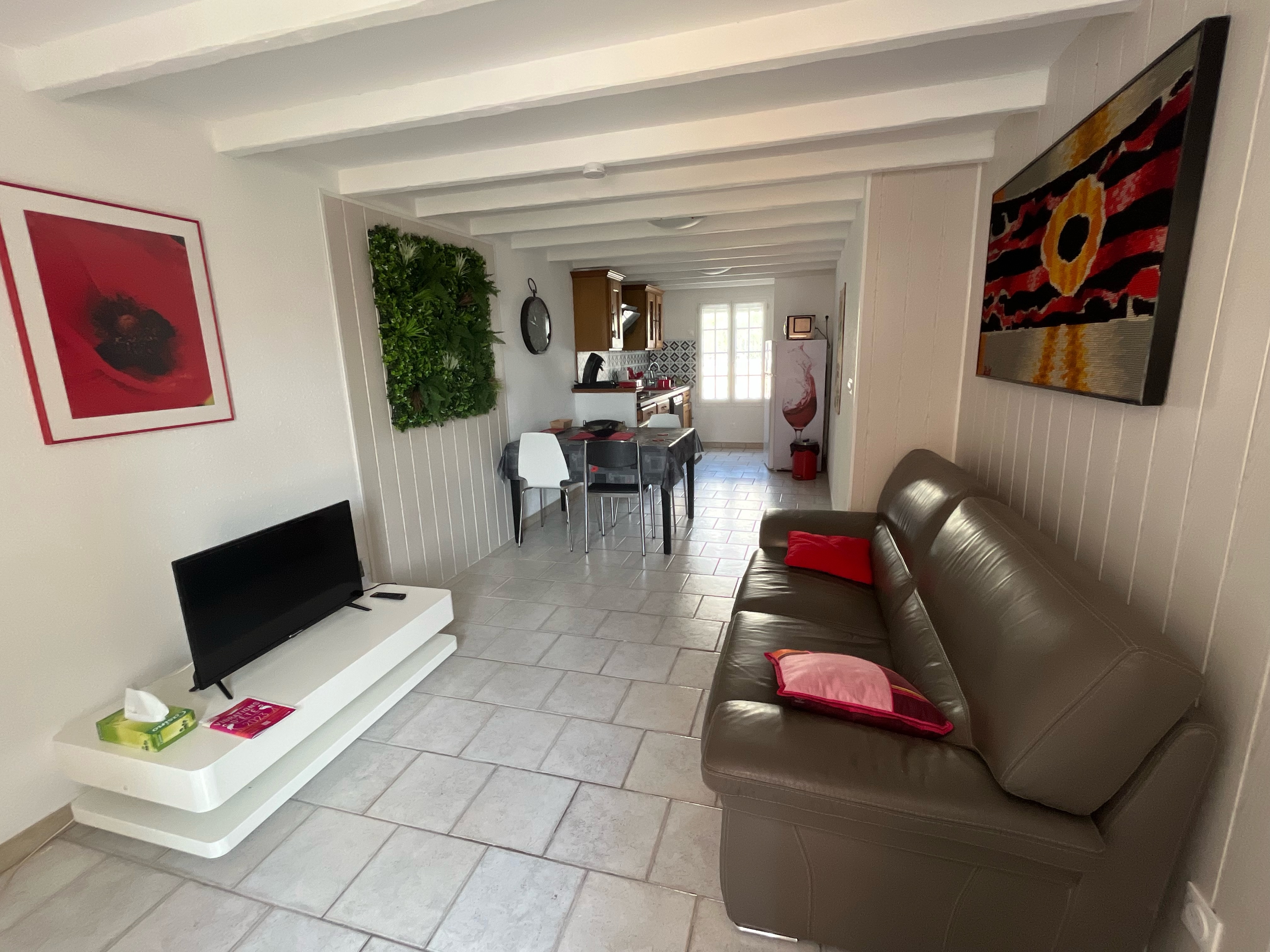 Maison de village climatisee avec terrasse au sud / Sufadel — photo 2