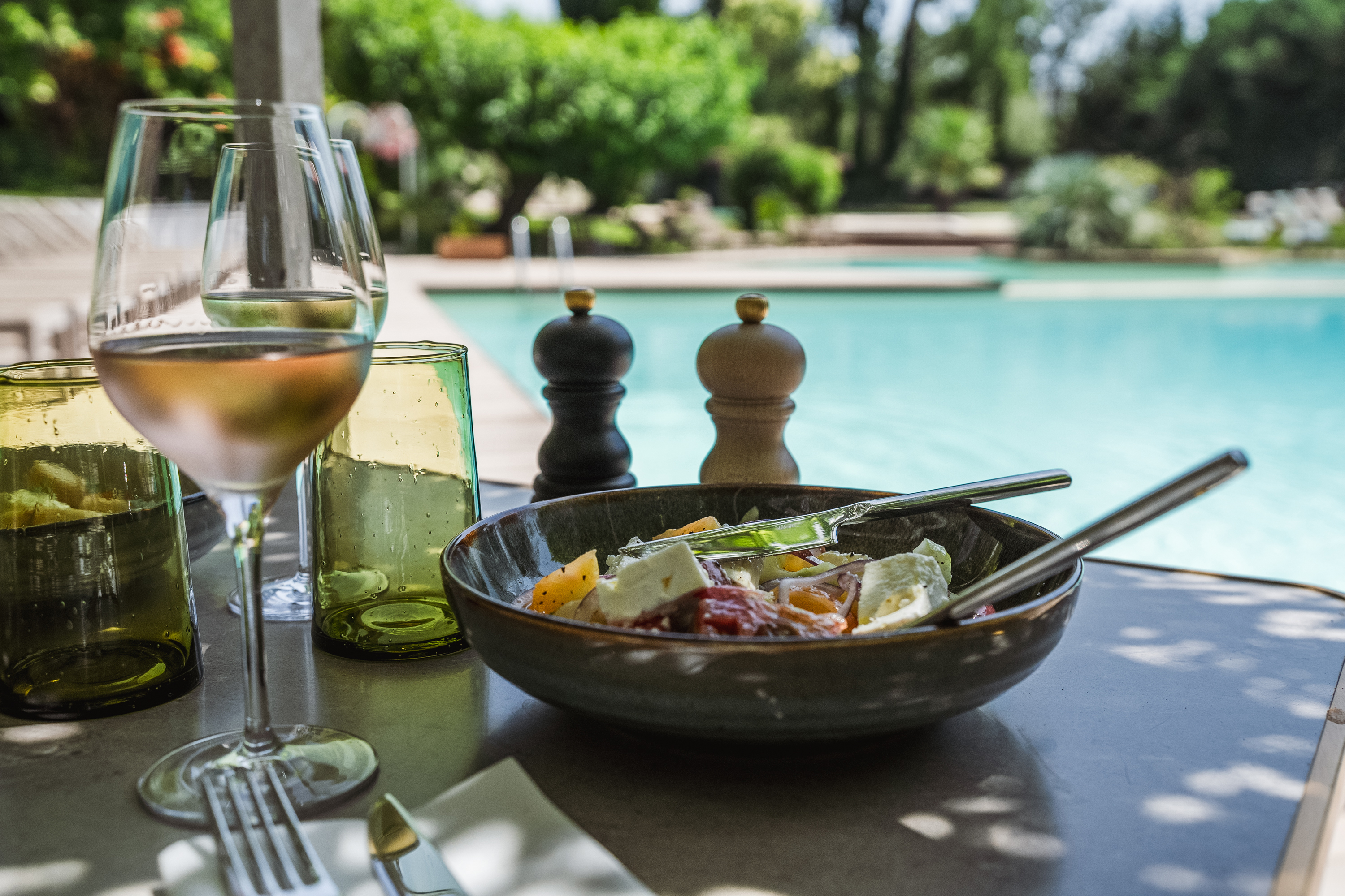 setclub - Restaurants La piscine. / Le patio.