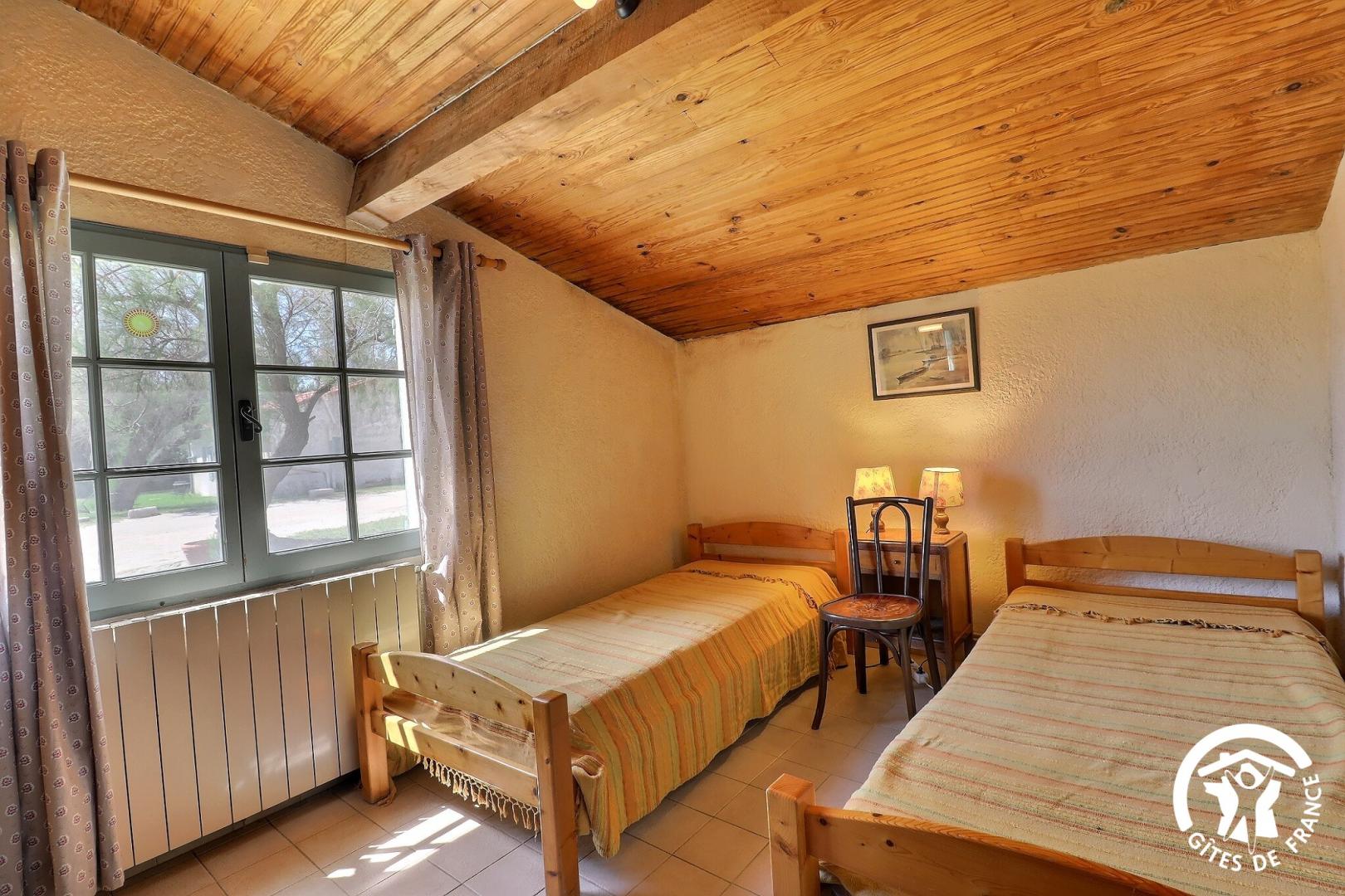 Le Pavillon De Chasse, Arles - photo 2