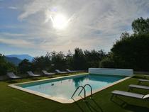 Piscine extérieure chauffée