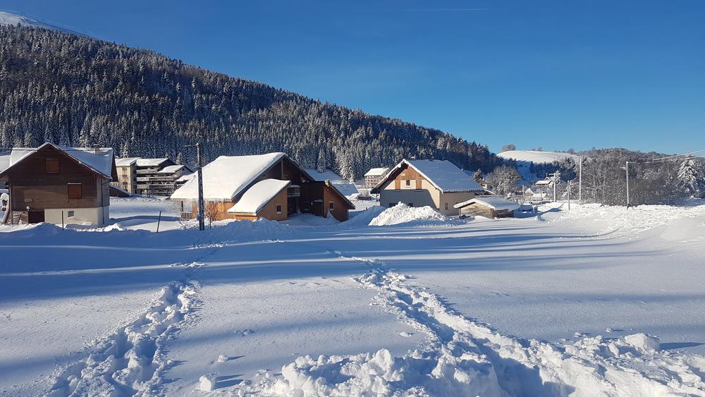 Vue extérieure sous la neige