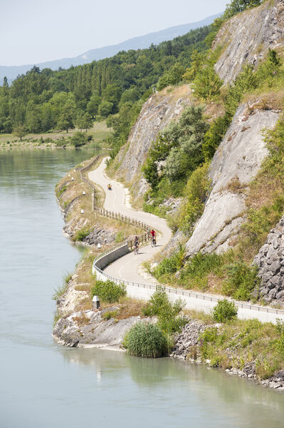 La ViaRhôna, voie cyclable, du Léman à la méditerranée