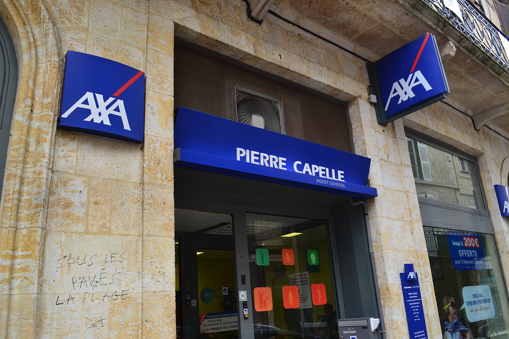 AXA
