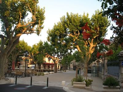 Place de l'église, Maussane-les-Alpilles - photo 3