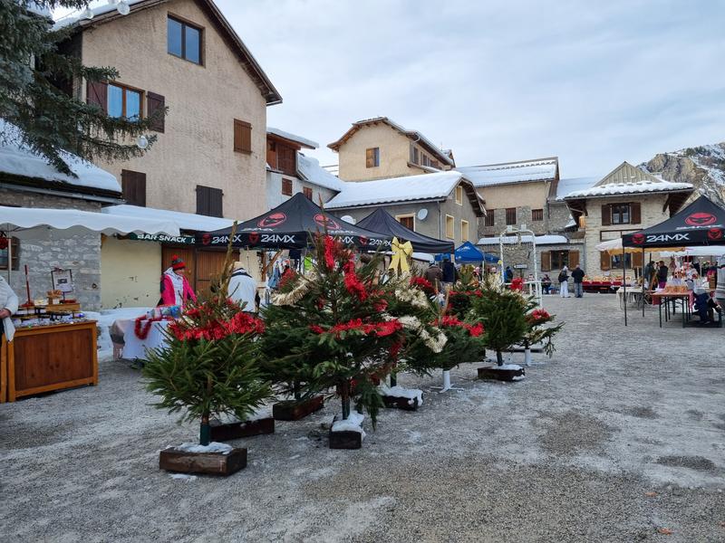 Marché de Noël Le 23 déc 2024