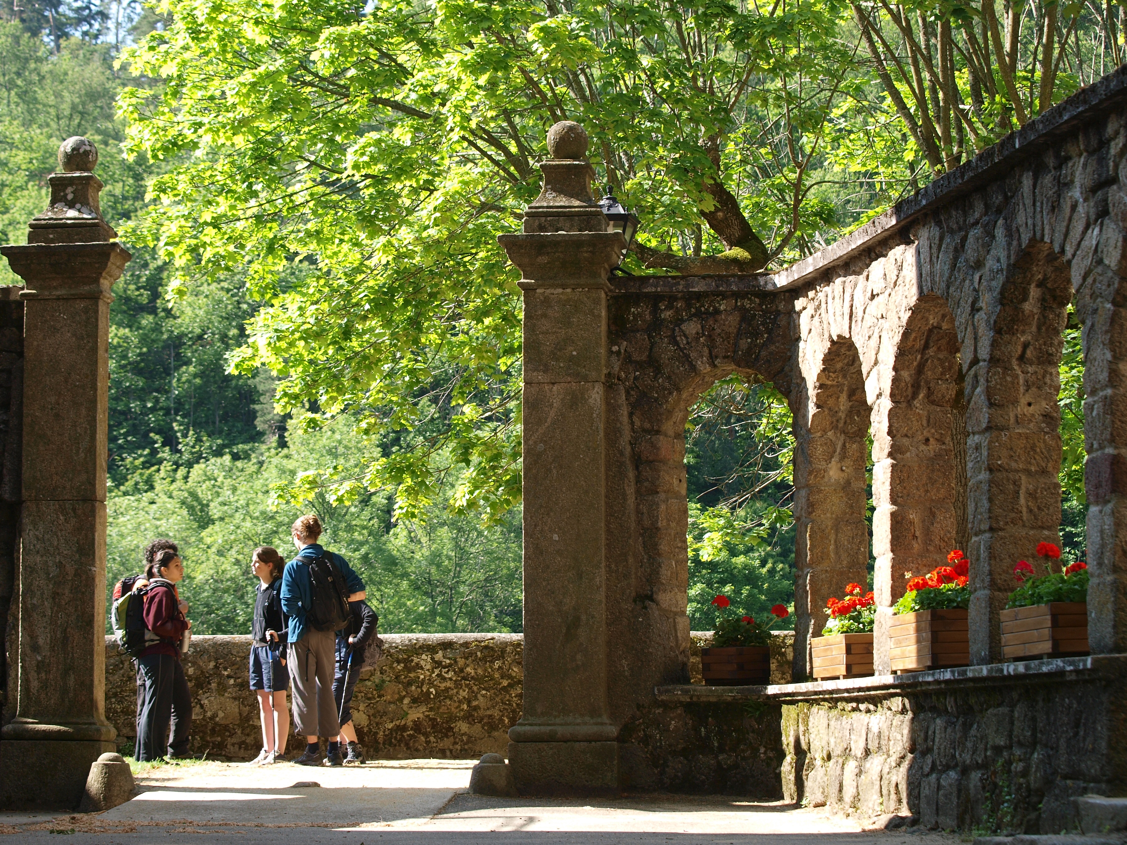Intérieur Notre Dame d'Ay