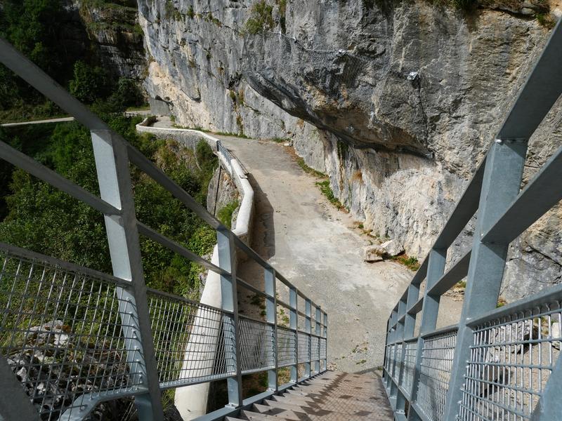 Sentier Au fil de la Bourne_De Saint-Nazaire-en-Royans à Rencurel