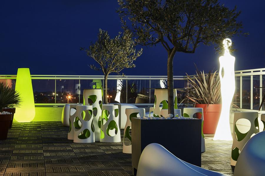 ROOF TOP