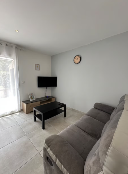 Maison piscine privée 4 personnes_Mondragon