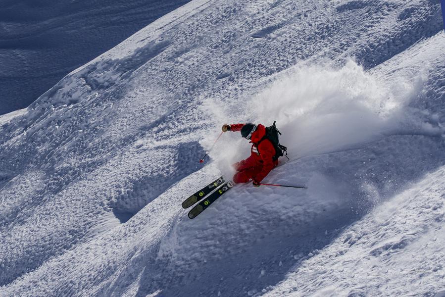 Initiation au ski freeride avec l'ESF