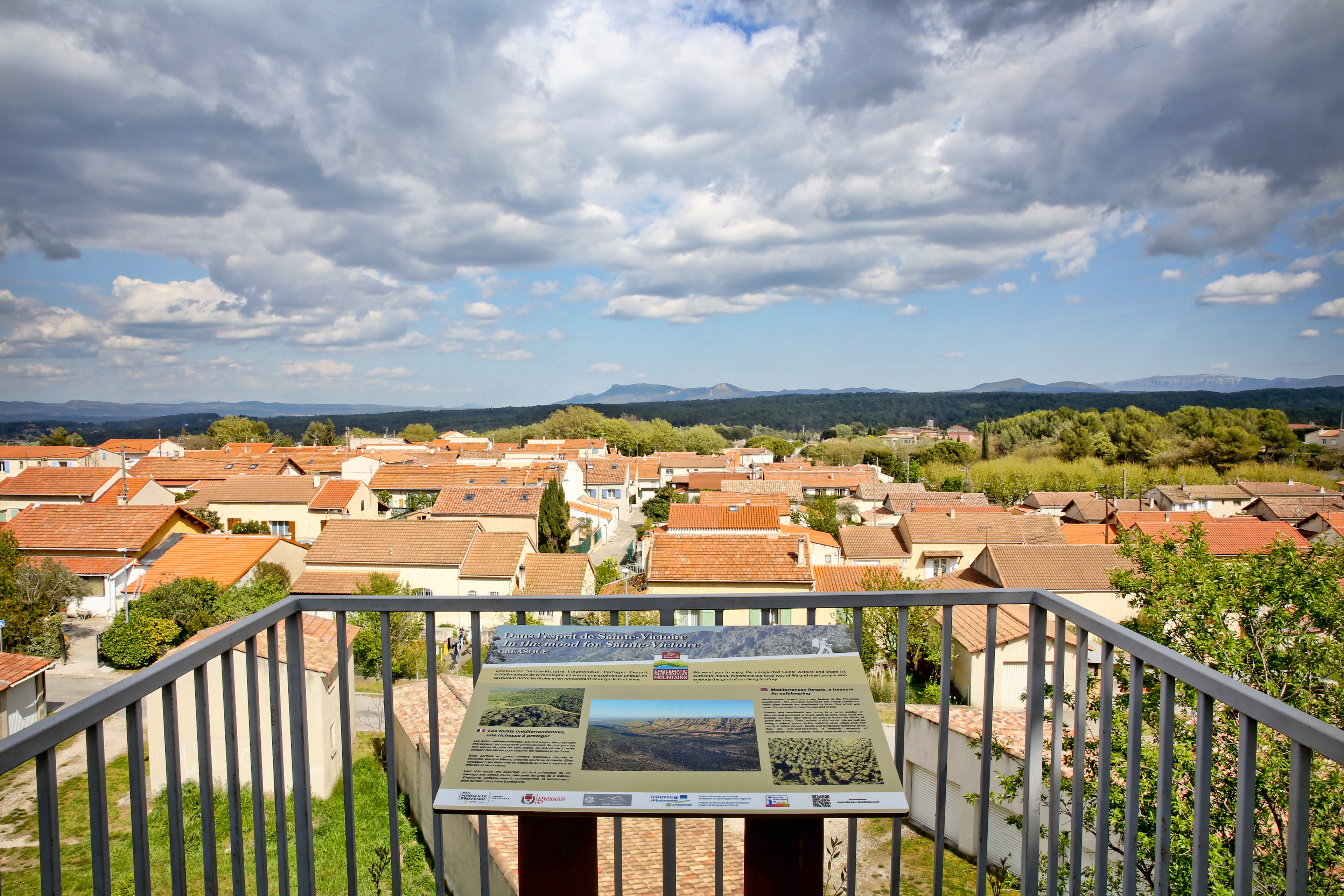 Aire de stationnement camping cars de Gréasque