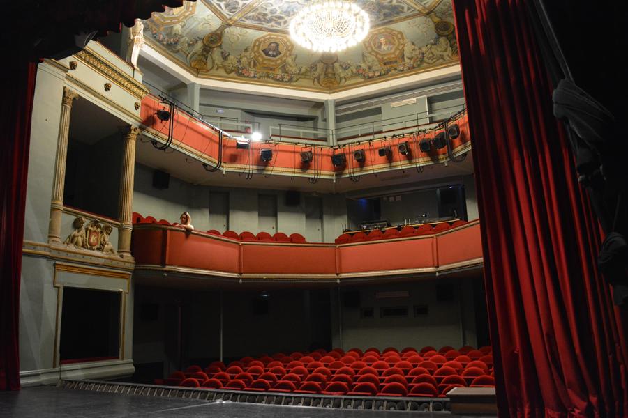 Visites impromptues - Petit Théâtre
