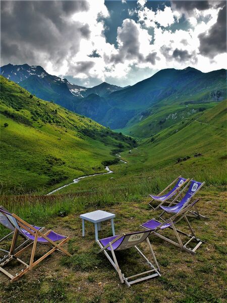 vue sur le vallon.jpg