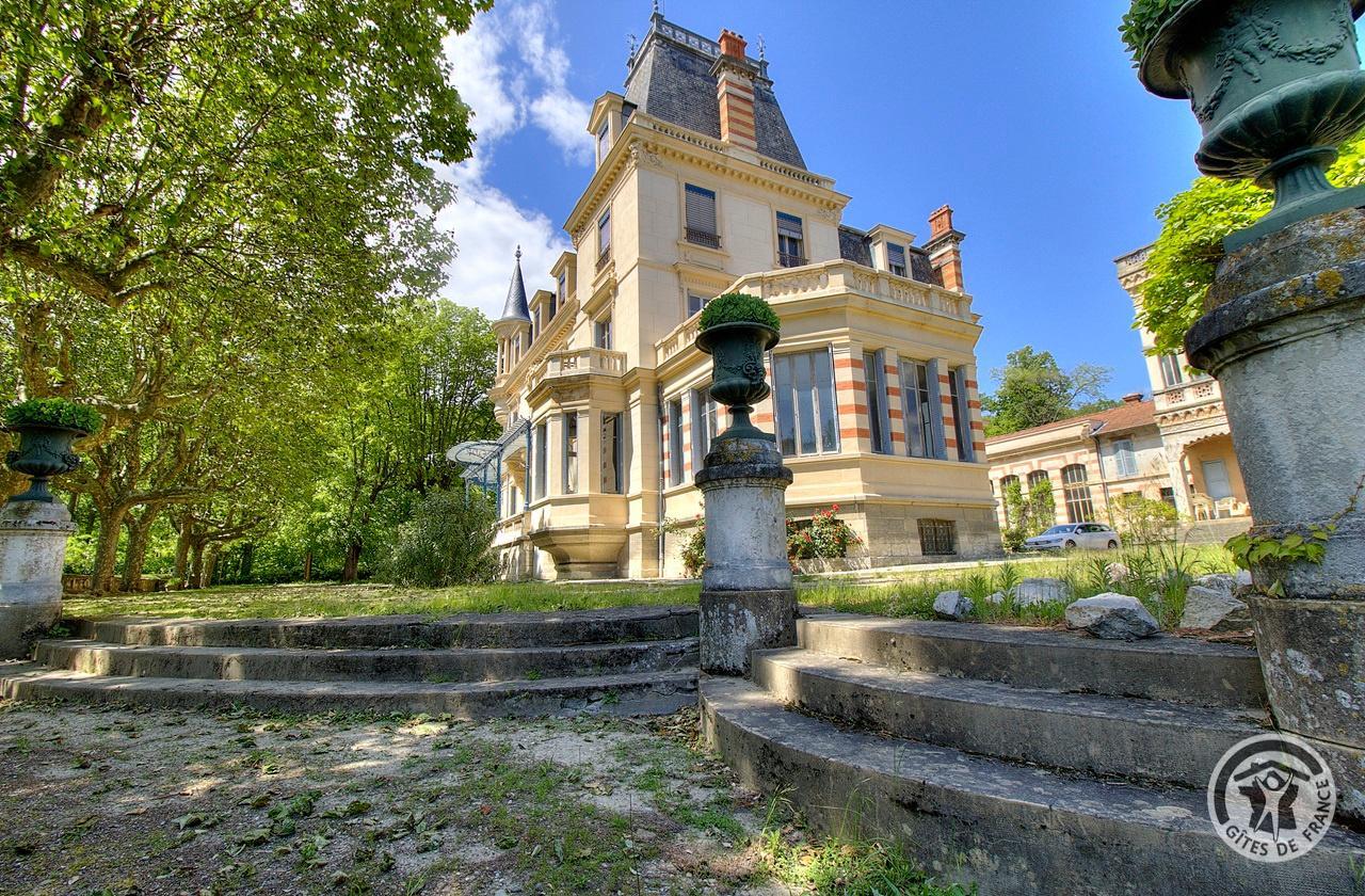 Hôtel - Musée de la Villa Bagatelle