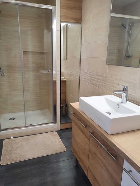Salle de douche Gîte Magnolia à Colomars Gîtes de France Alpes-Maritimes