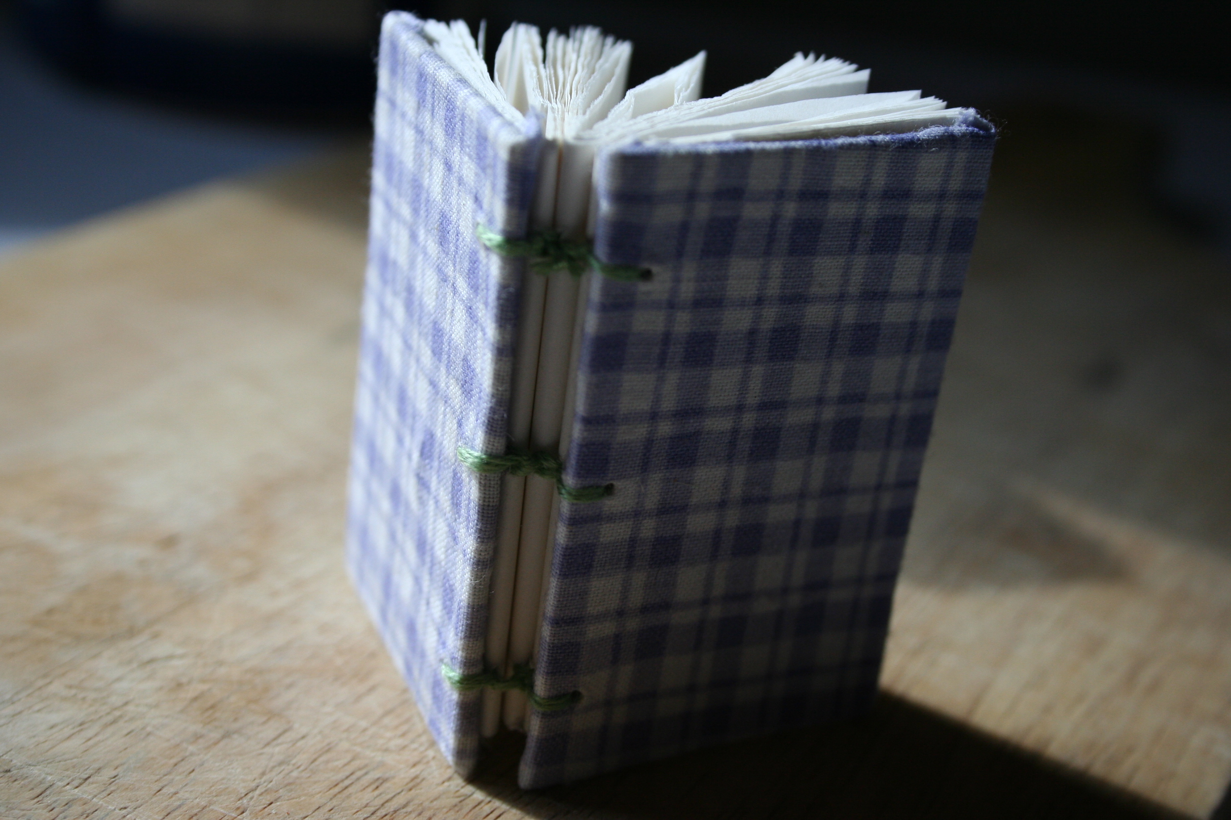 Atelier reliure copte : fabrication d’un carnet à l’ancienne