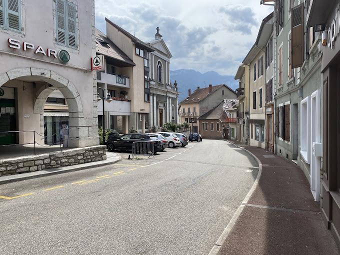 Spar Les Echelles_Les Échelles