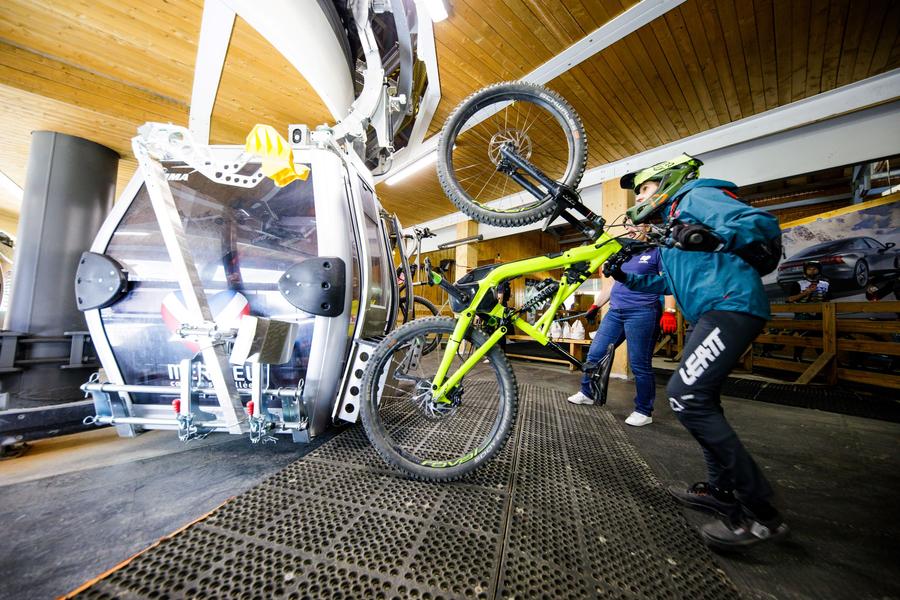 Telecabine-Tougnette-VTT-Ete