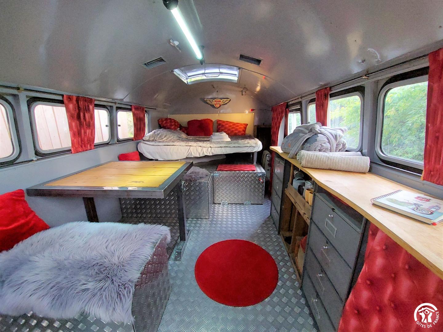 Les Truck Lodges Les Animaux et Marino, Saint-Andiol - photo 11