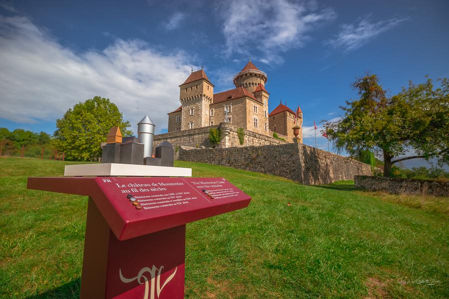Domaine et Château de Montrottier