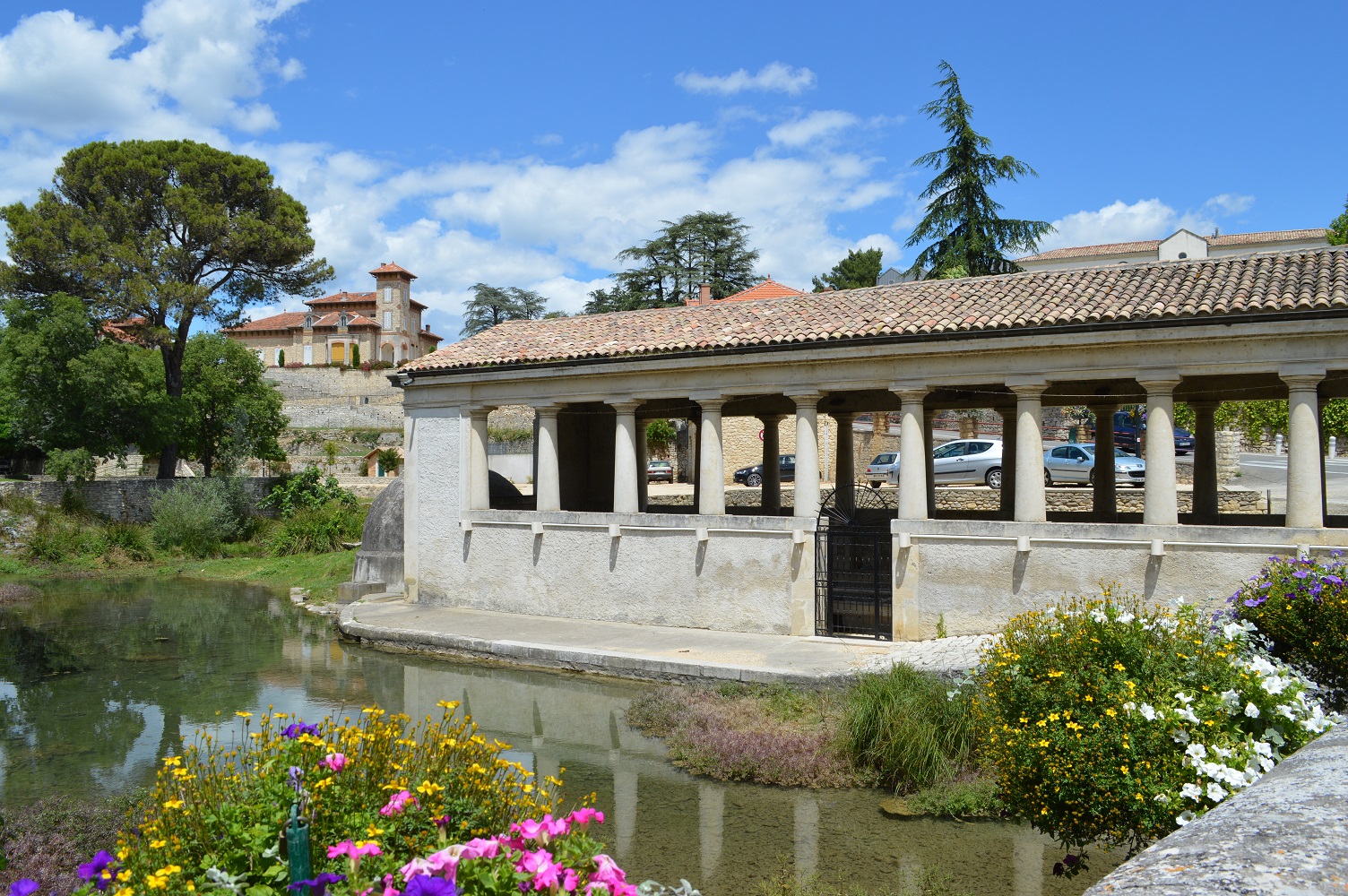 Office de Tourisme Du Rhône Aux Gorges de lArdèche